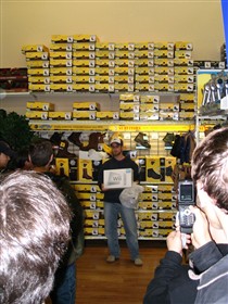 North American Wii Launch: The first Wii sold in Baton Rouge